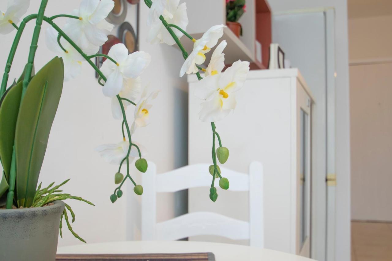 Ferienwohnung Luminoso Y Acoger Loft, Excelente Ubicacion Sevilla Exterior foto
